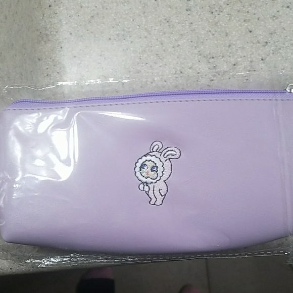 💖HP💖COTTON CANDY MAKEUP BAG - Picture 2 of 3